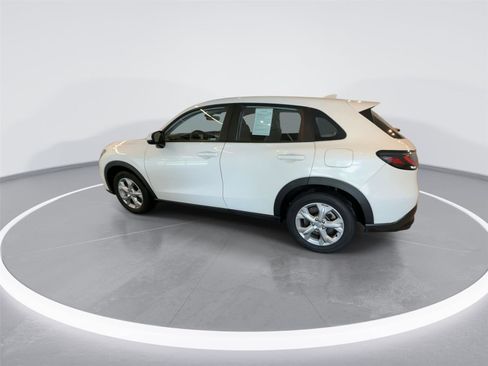 Used 2023 Honda HR-V LX image 4