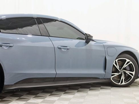 Used 2022 Audi e-tron GT Premium Plus w/ Performance Package image 10