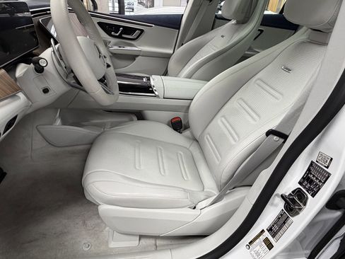 Used 2023 Mercedes-Benz EQE AMG 4MATIC Sedan image 19