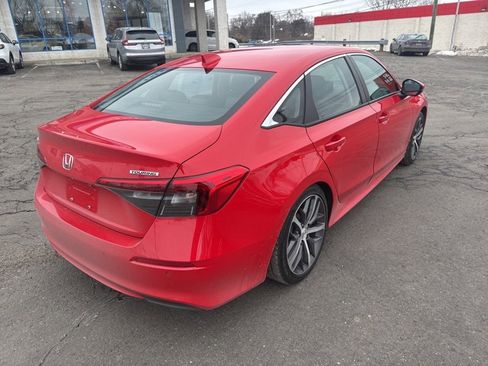 Used 2024 Honda Civic Touring image 7