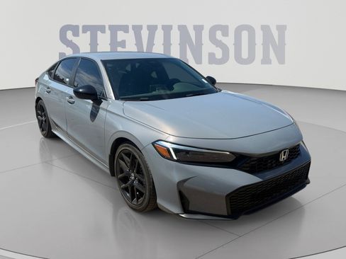 Used 2025 Honda Civic Sport image 7