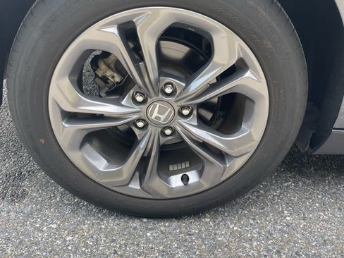 Used 2023 Honda Accord EX image 13