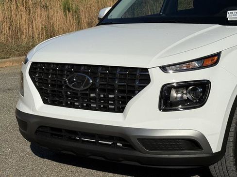 New 2026 Hyundai Venue SEL image 10
