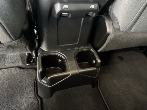 Used 2024 Jeep Wrangler Unlimited Sport AWD/4WD image 15