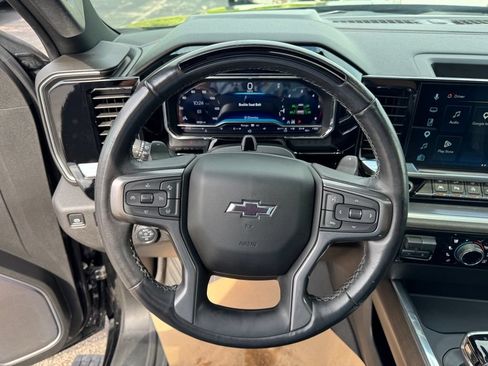 Used 2025 Chevrolet Silverado 1500 High Country w/ Midnight Edition AWD/4WD image 14