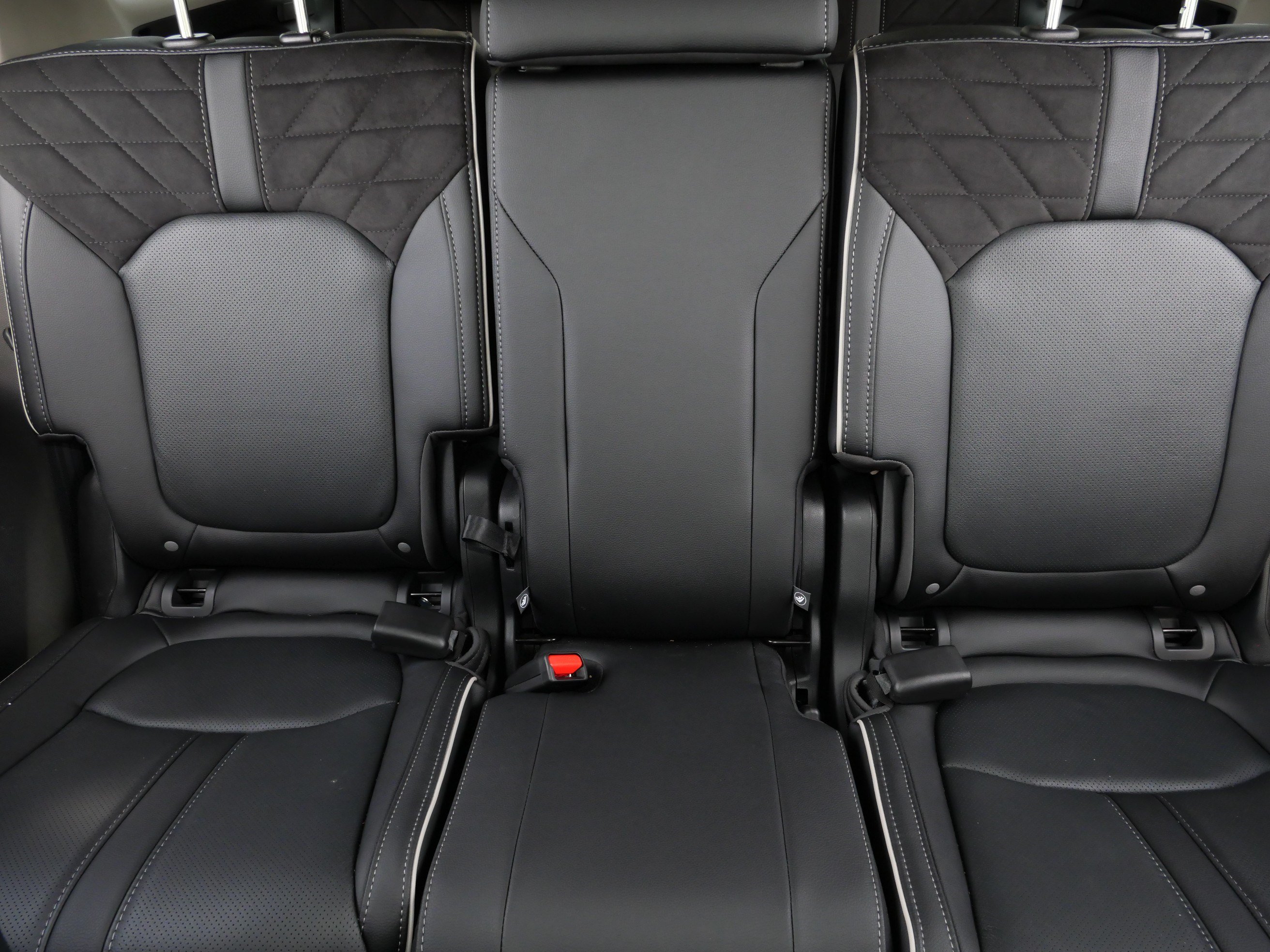 Used 2026 Honda Pilot Elite image 13