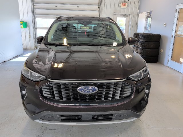 Used 2023 Ford Escape Platinum AWD/4WD image 8
