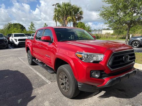 Used 2023 Toyota Tacoma SR5 RWD image 2