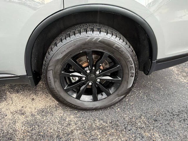 Used 2022 Dodge Durango SXT AWD/4WD image 18