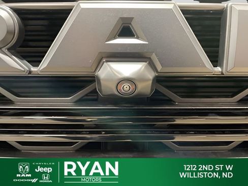 New 2026 RAM 2500 Laramie AWD/4WD image 5