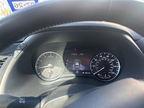 Used 2022 Nissan Armada SV w/ Cargo Package image 10