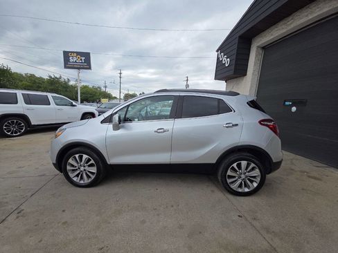 Used 2019 Buick Encore Preferred AWD/4WD image 4