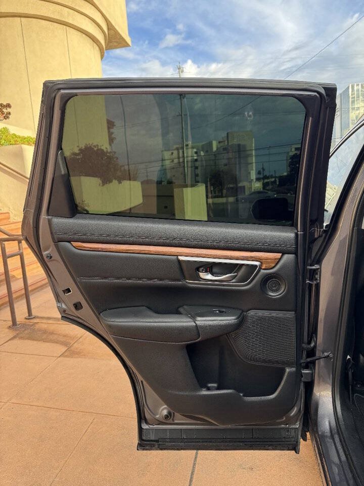 Used 2019 Honda CR-V Touring image 12