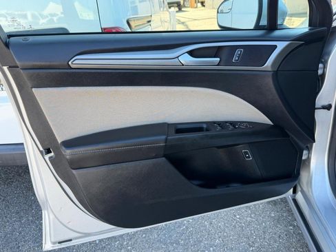 Used 2017 Ford Fusion S image 15