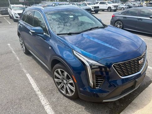 Used 2019 Cadillac XT4 Premium Luxury AWD/4WD image 1