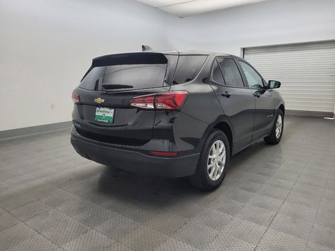 Used 2023 Chevrolet Equinox LS w/ LS Convenience Package FWD image 9
