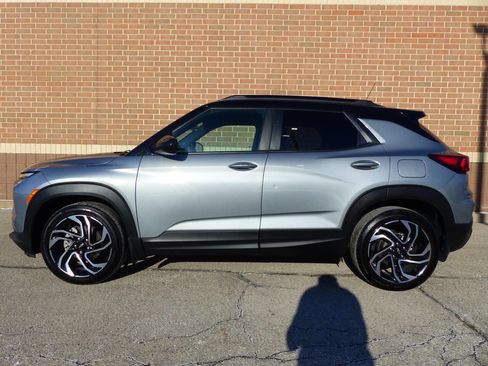 Used 2024 Chevrolet TrailBlazer RS w/ Driver Confidence Package image 6