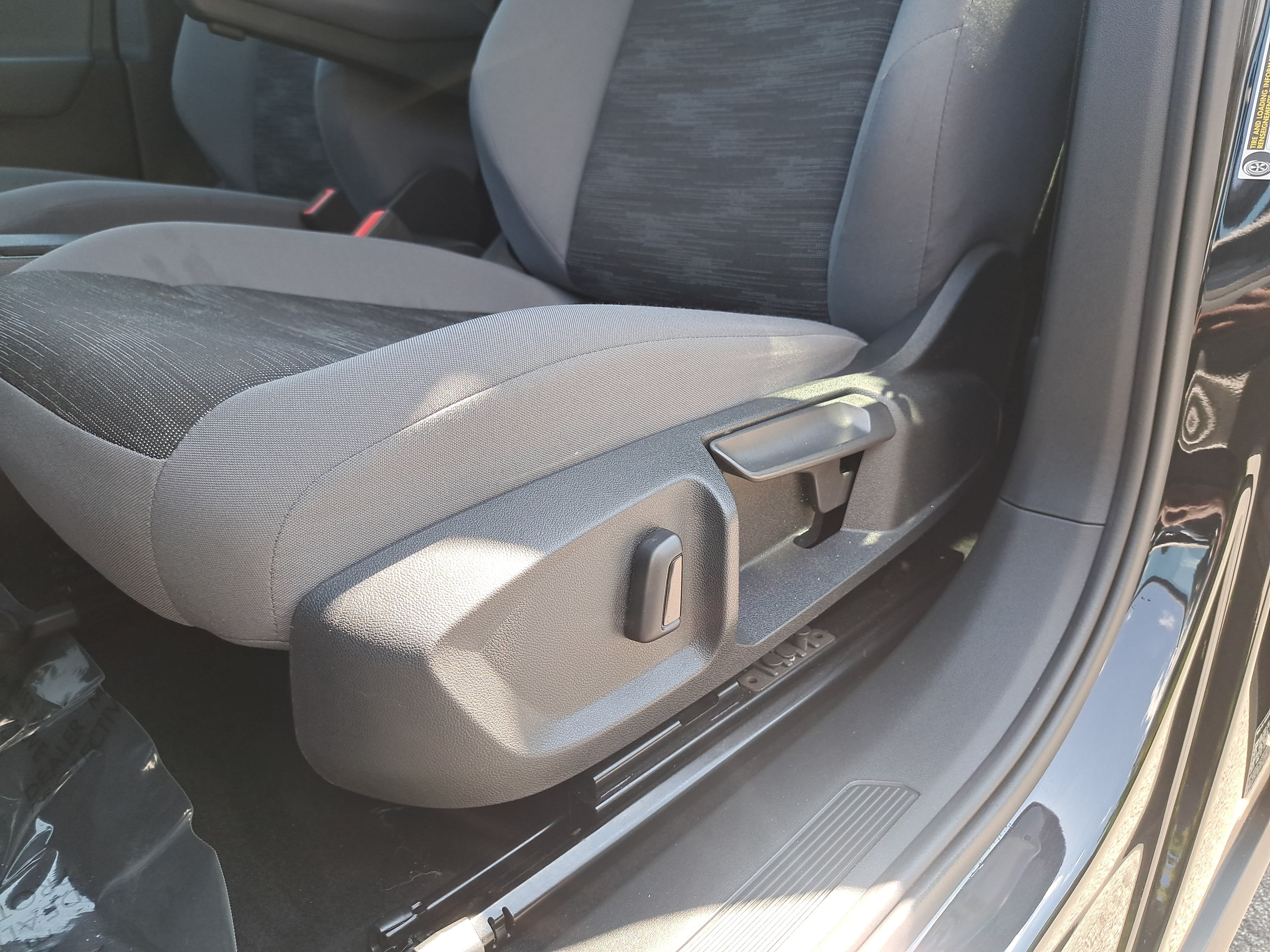 Used 2022 Volkswagen ID.4 Pro RWD image 29