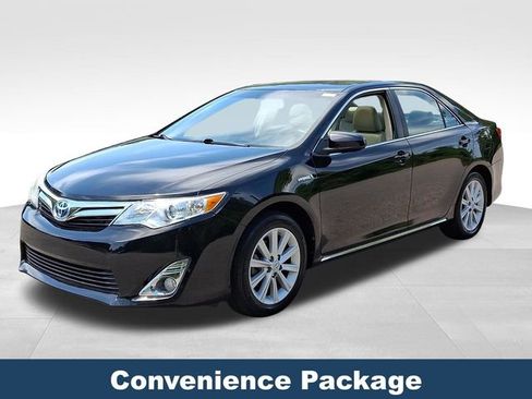 Used 2012 Toyota Camry XLE w/ Leather Pkg FWD image 4