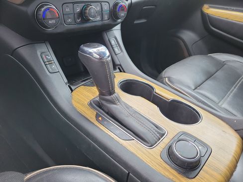 Used 2018 GMC Acadia Denali w/ Technology Package image 14