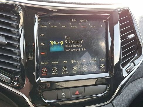 Certified 2019 Jeep Cherokee Limited image 19