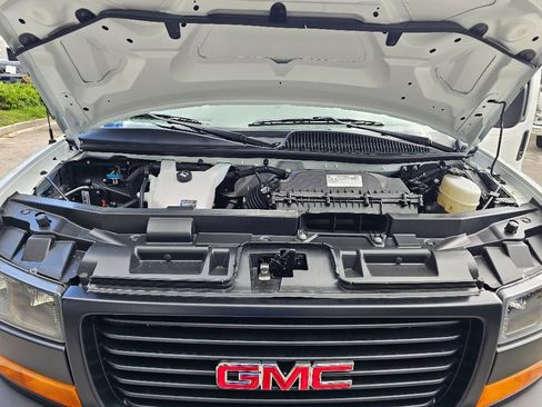 New 2025 GMC Savana 2500 Extended w/ Driver Convenience Package image 16
