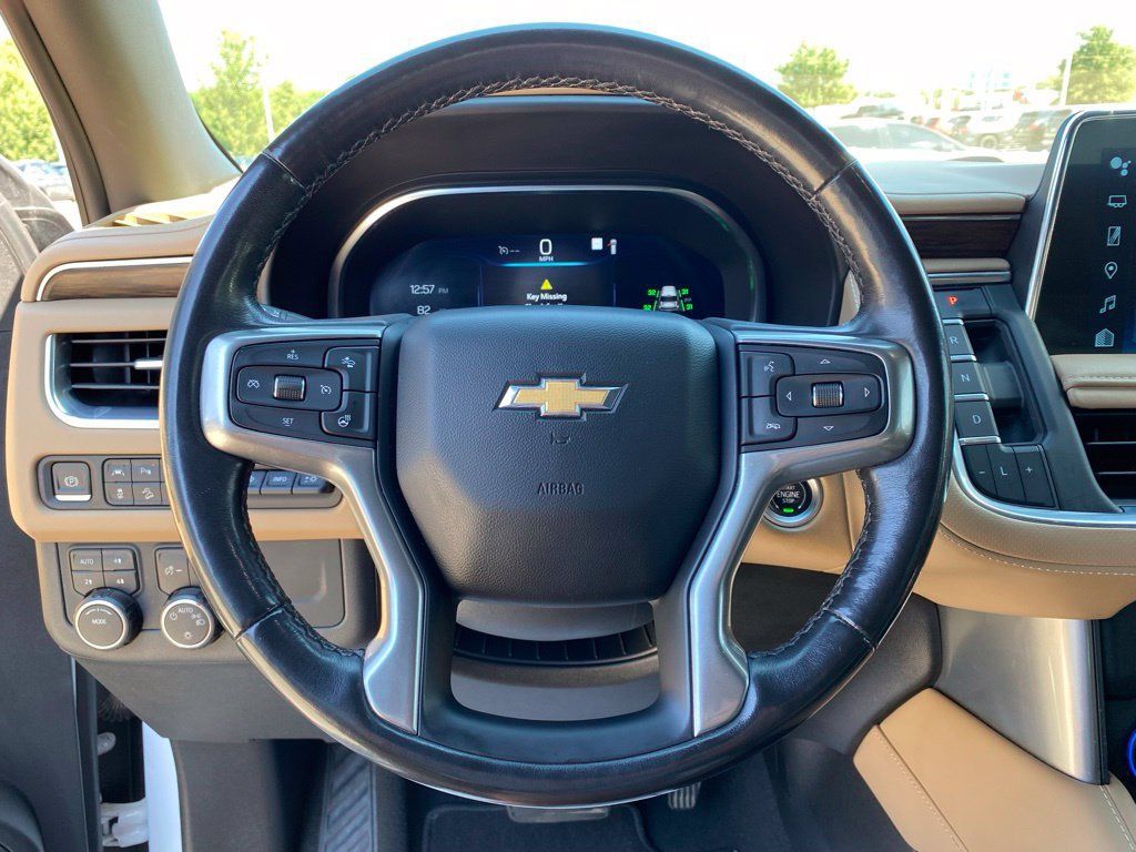 Used 2022 Chevrolet Tahoe Premier AWD/4WD image 14