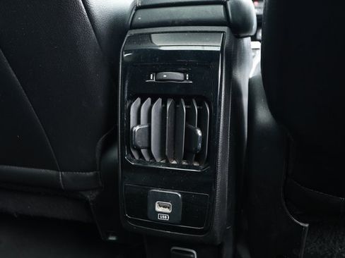 Used 2022 Jeep Compass Latitude w/ Sun and Sound Group AWD/4WD image 31