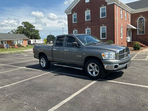 Used 2008 Dodge Ram 1500 Truck SLT w/ Trailer Tow Group AWD/4WD image 2