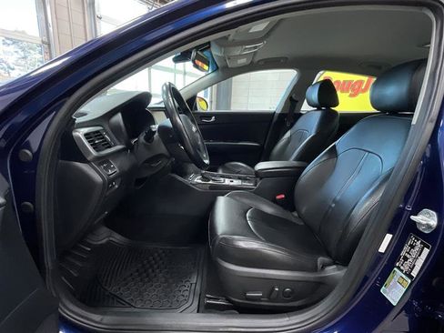 Used 2019 Kia Optima EX image 11