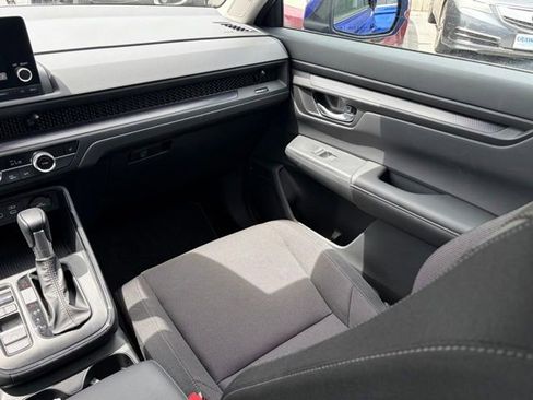 Certified 2025 Honda CR-V EX image 34