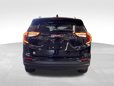 Used 2024 GMC Terrain SLT w/ Elevation Edition AWD/4WD image 26