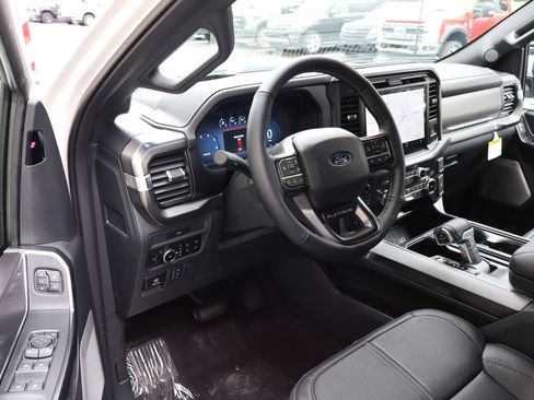 New 2026 Ford F150 Platinum image 4