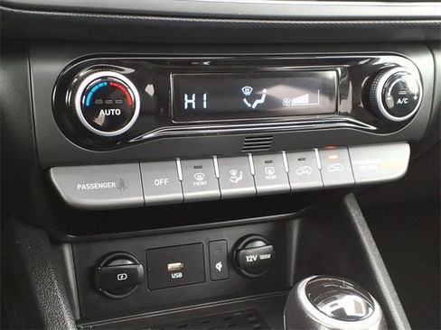 Used 2022 Hyundai Kona Limited w/ Cargo Package image 20