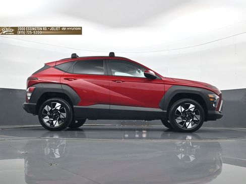 Certified 2025 Hyundai Kona SEL AWD/4WD image 24