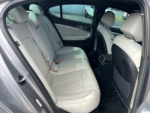 Used 2024 Genesis G70 3.3T Advanced w/ Sport Prestige Package image 22