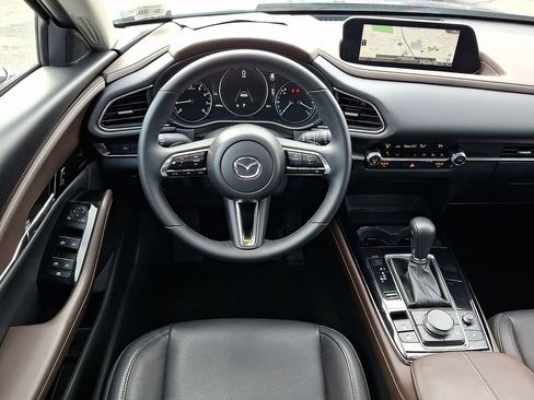 Used 2025 MAZDA CX-30 AWD 2.5 S w/ Premium Package image 12