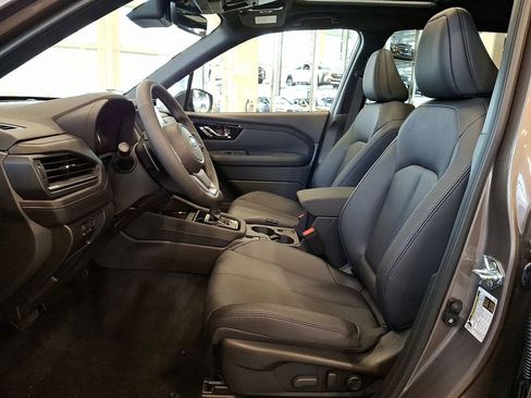 New 2025 Subaru Forester Limited image 10