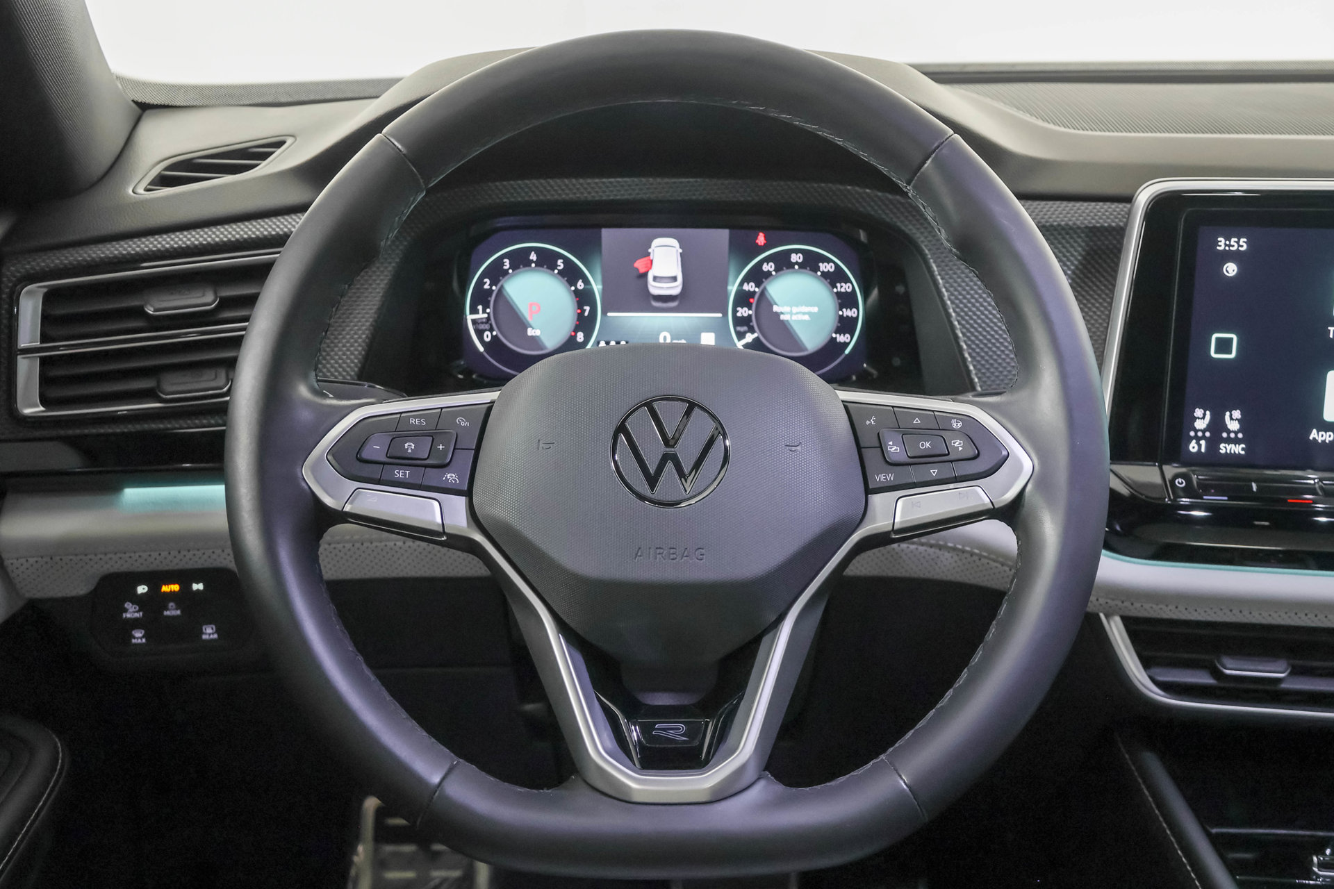 Used 2024 Volkswagen Atlas Cross Sport SEL Premium R-Line AWD/4WD image 27