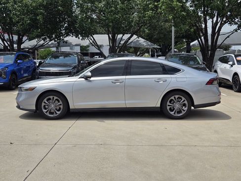 Used 2024 Honda Accord EX image 12