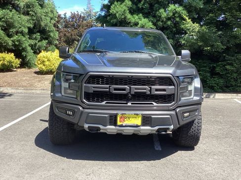 Used 2019 Ford F150 Raptor w/ Equipment Group 802A Luxury AWD/4WD image 20