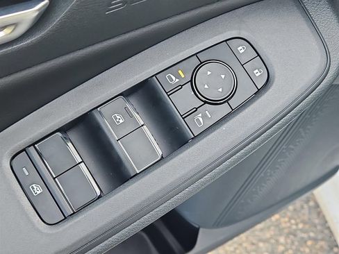 New 2026 Nissan Sentra SV image 8