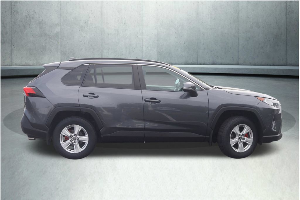 Certified 2021 Toyota RAV4 XLE w/ Convenience Package AWD/4WD image 25