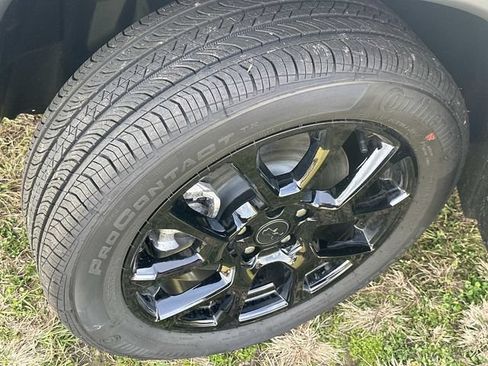 New 2026 Jeep Compass Latitude AWD/4WD image 22