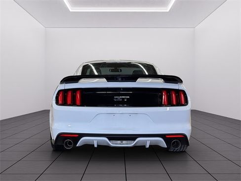 Used 2017 Ford Mustang GT Premium w/ Equipment Group 401A image 5