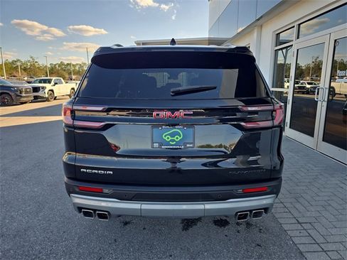 Used 2025 GMC Acadia Elevation image 7