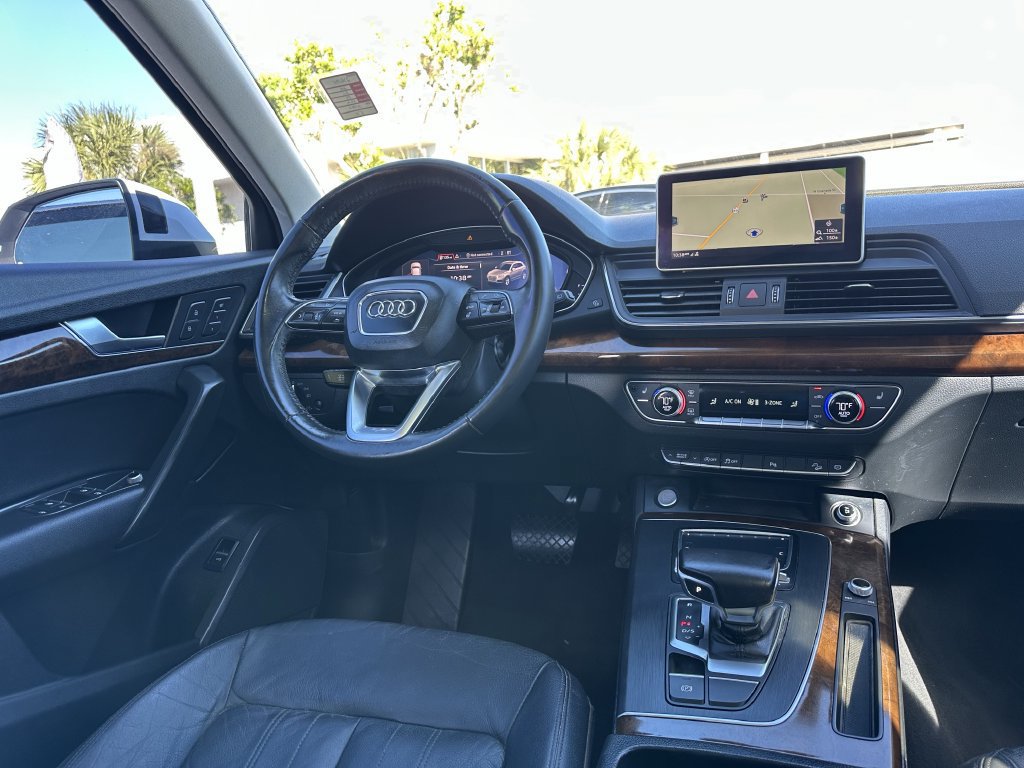 Used 2018 Audi Q5 2.0T Premium Plus w/ Premium Plus Package AWD/4WD image 16