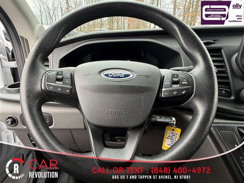 Used 2024 Ford Transit 250 148 Medium Roof image 12
