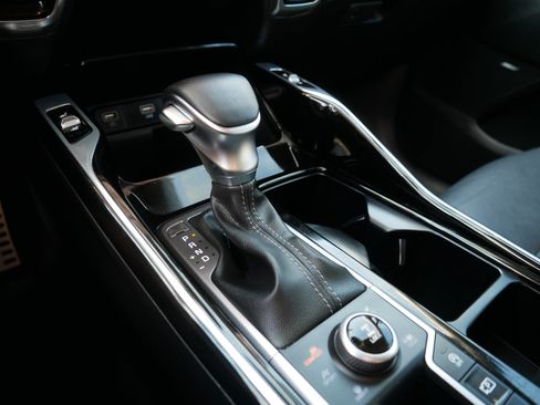 Certified 2023 Kia Sorento SX AWD/4WD image 24