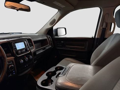 Used 2017 RAM 1500 Express image 22